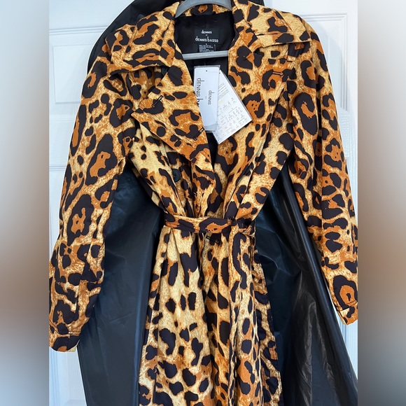 Brand new with tags! Leopard double breasted trench coat! Stunning! Dennis basso - Picture 1 of 8